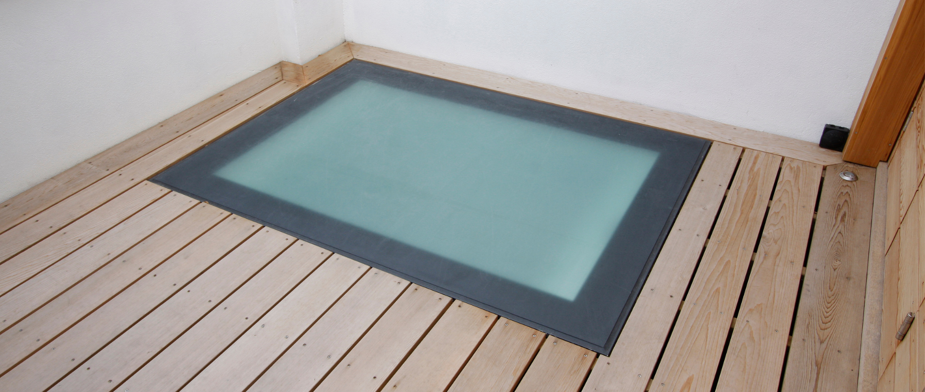 multiple rooflight panes bonded together with silicone