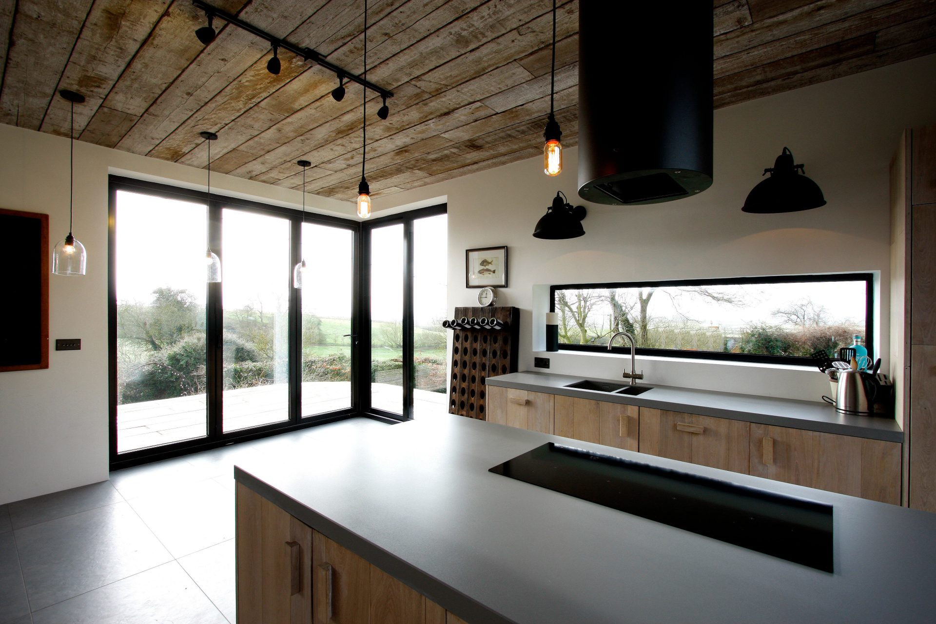 aluminium bifold doors