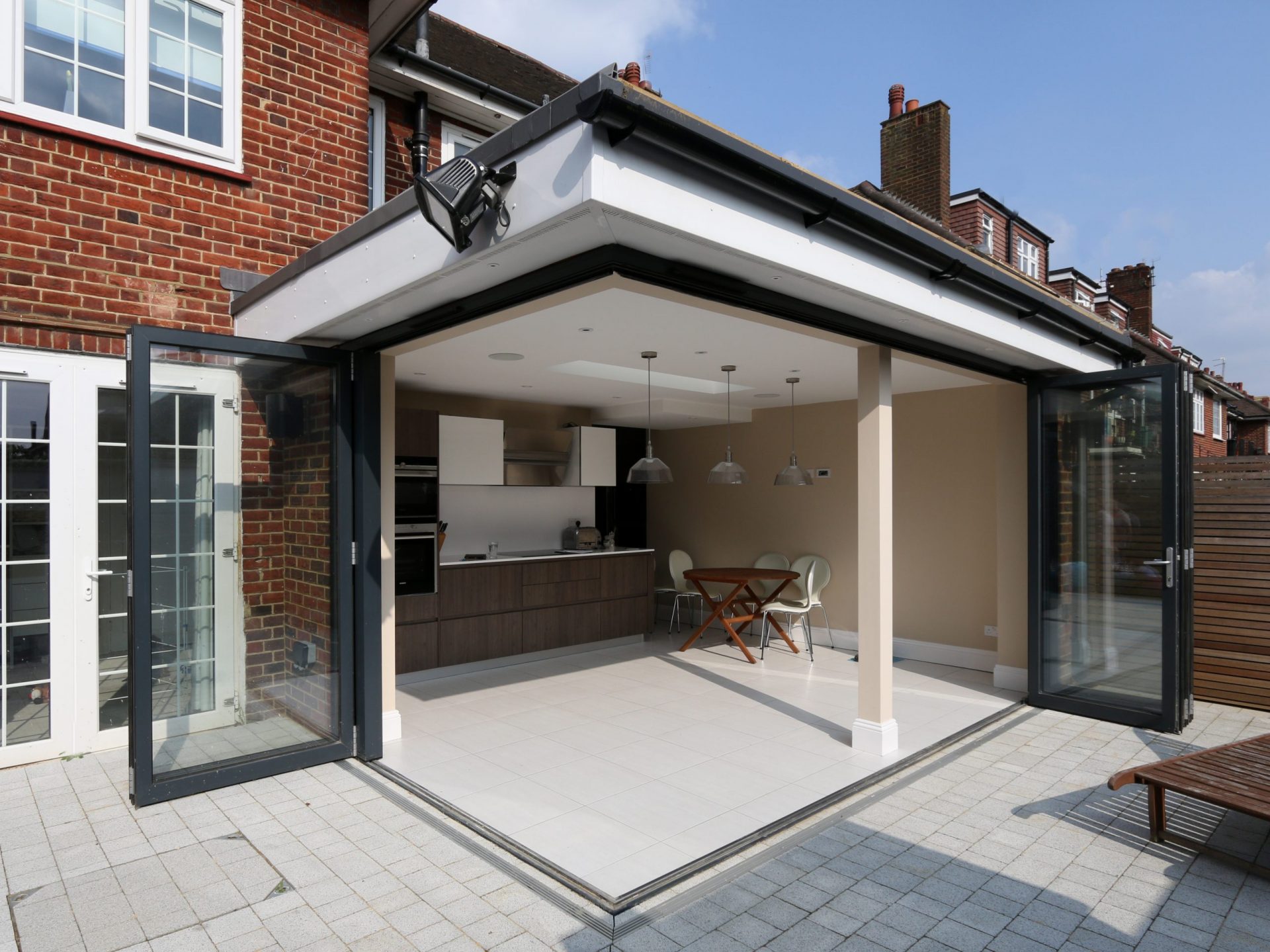 open-corner-bi-fold-doors (8) Sieger bifolds corner opening