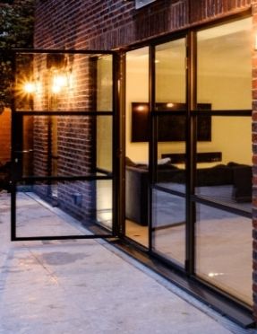 steel look aluminium door and windows