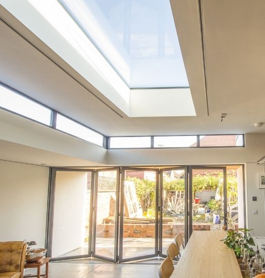 flat rooflight with toughened and laminated inner pane for safety