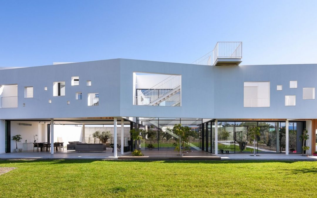 Which Glazing Is Right for Your Architecture Style?