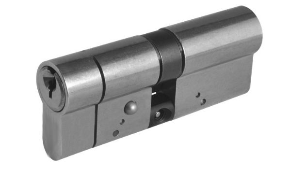 euro cylinder key lock used by sieger as a lock for external aluminium framed doors
