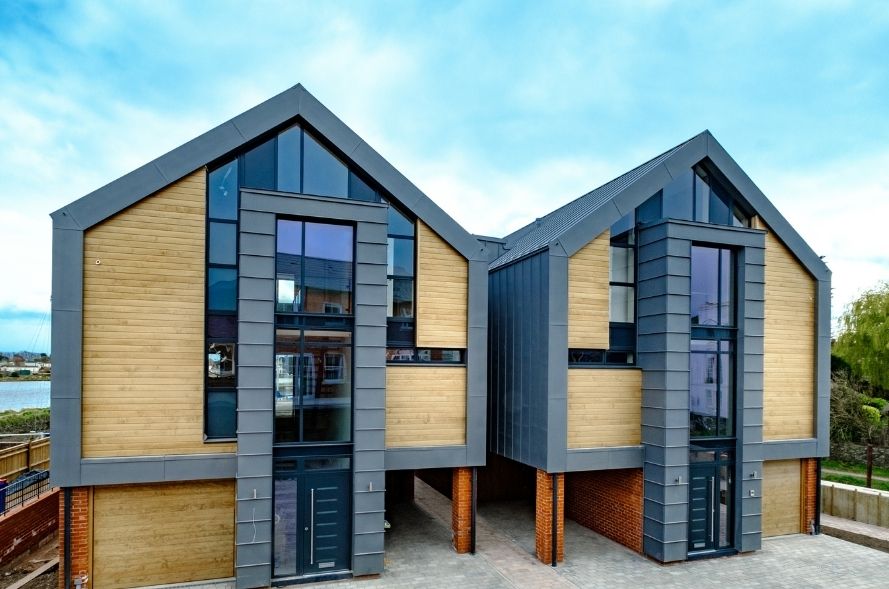 modern waterfront residential development using sieger slim framed aluminium glazing and sieger entrance doors