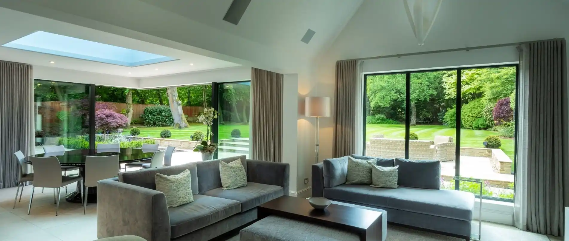 Broken Plan Living VS Open Plan Living: Which is Better?